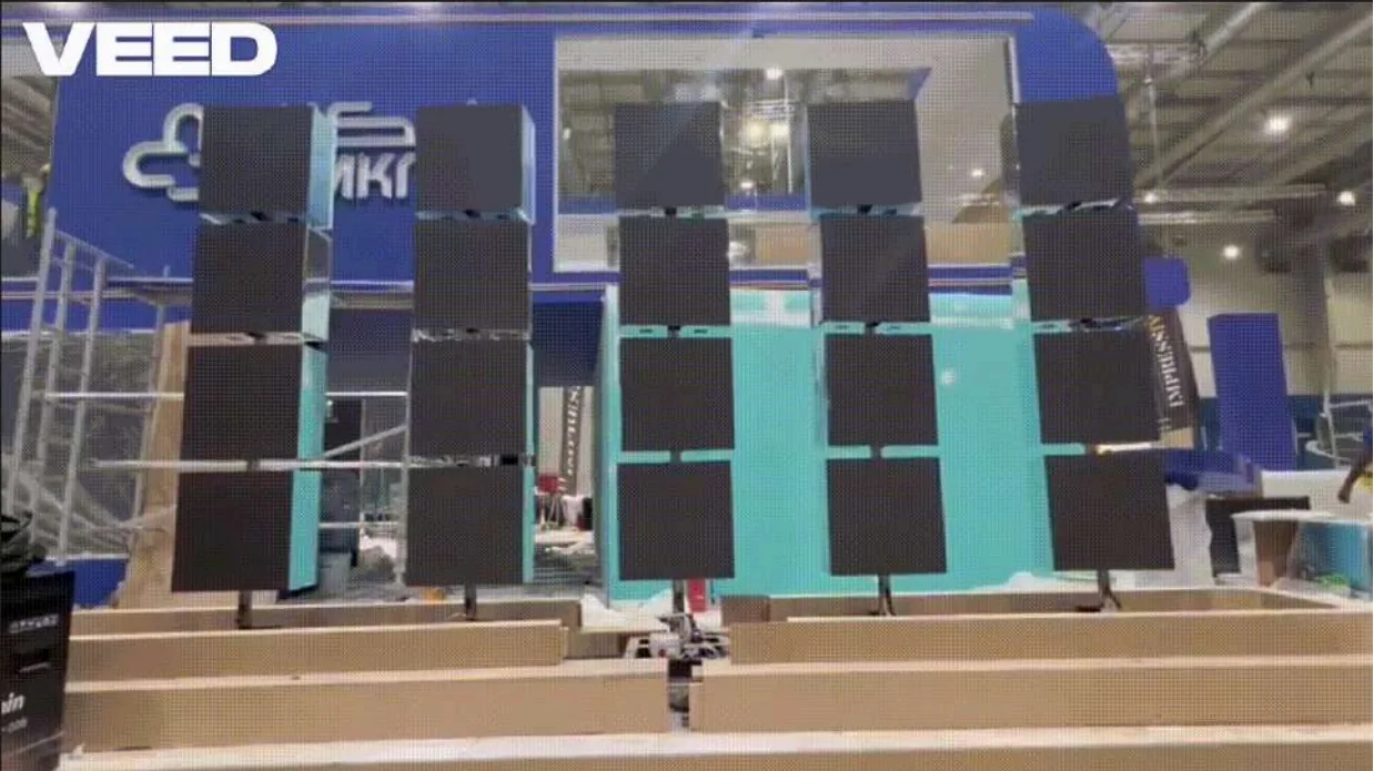 The Slidex totem array on the show floor